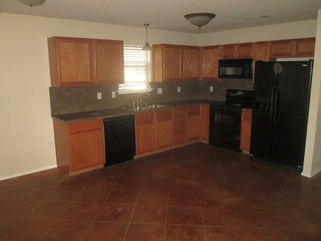 Photo - 912 Carla Kay Dr