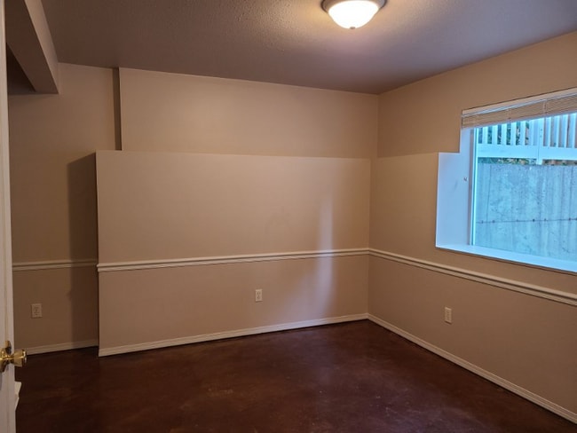 Photo - 2223 Lincoln St