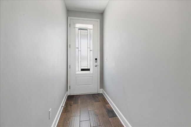 Photo - 1021 Seaside Dr N