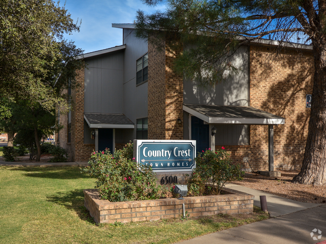 Building Photo - Country Crest Townhomes