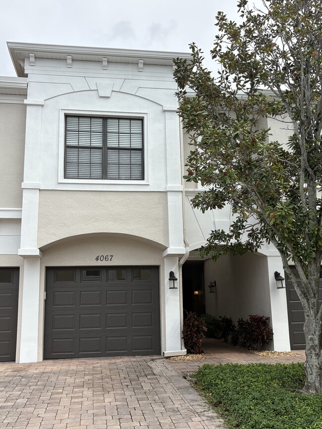 Building Photo - 4067 Overture Cir Unit 4067