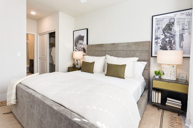 Photo - Broadstone Portland