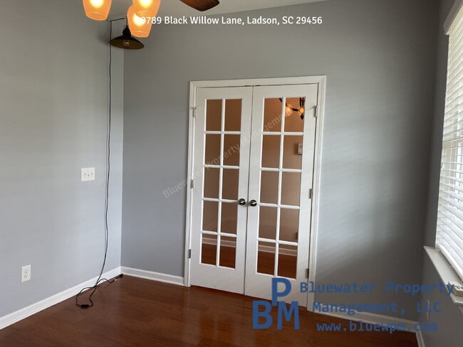 4-bedroom, 2.5-bathroom For Rent