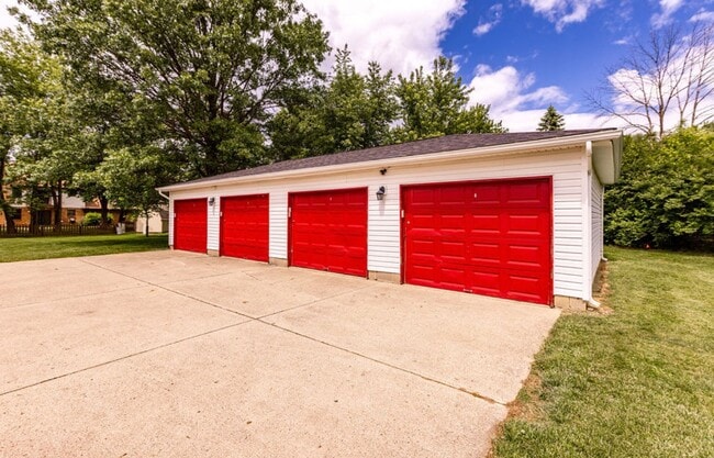 Photo - 8358-8364 Washington Village Dr Unidad 8364
