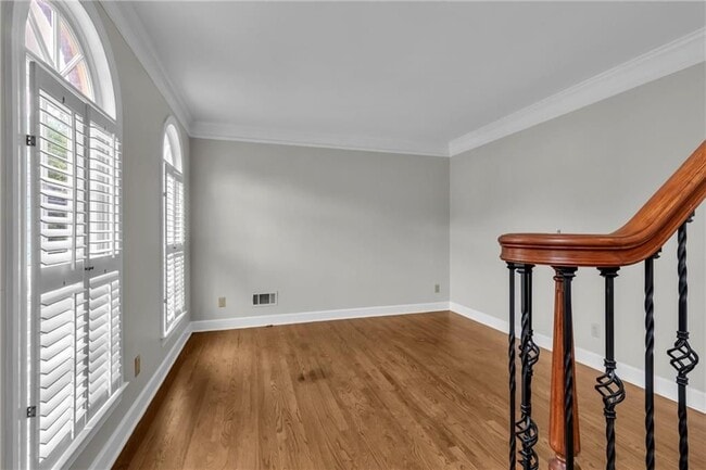 Photo - 1085 Castle Pointe Ln