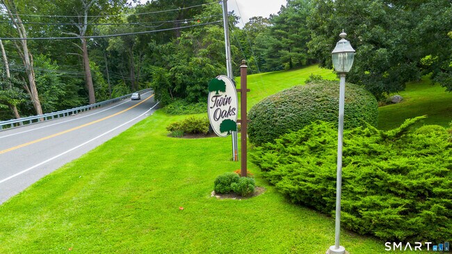 Photo - 19 Twin Oaks Unit #19