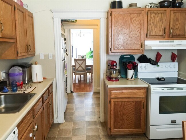 Photo - 223 St Paul St Unit 2