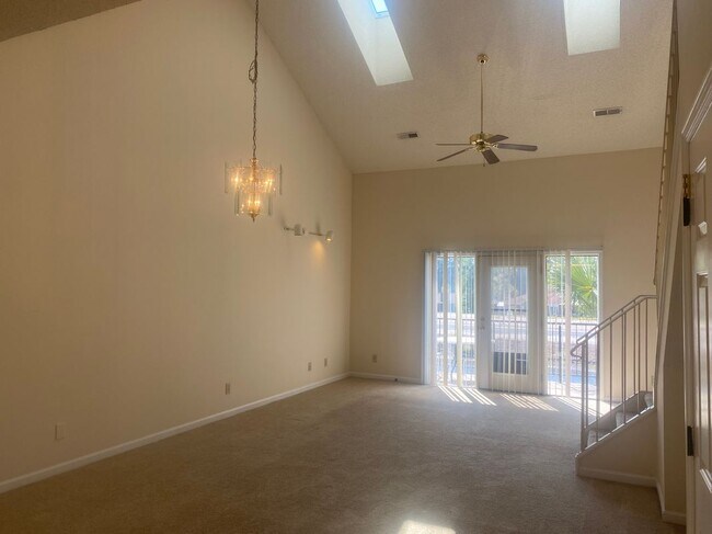 Photo - 217 Double Eagle Dr Unit # D-2