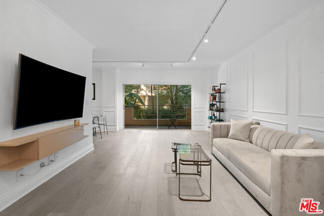 Photo - 1131 Alta Loma Rd Unit 216