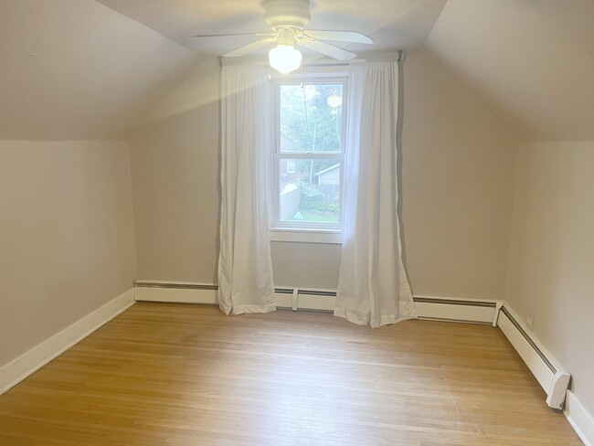 Photo - 315 S 13th Ave