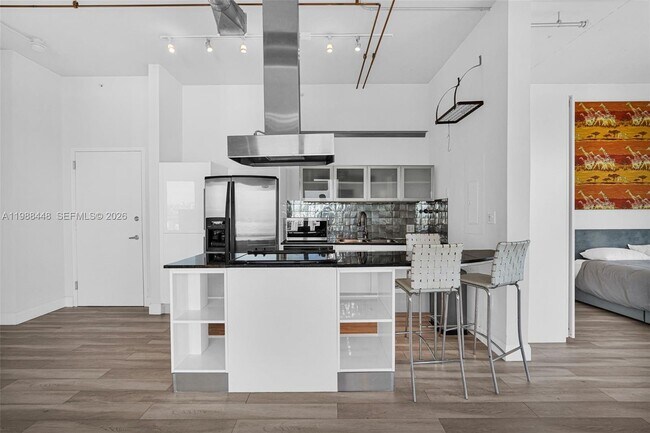 Photo - 10 SW South River Dr Unit 1615