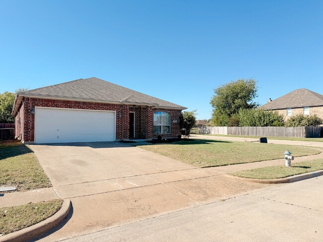 Photo - 4 Bedroom, 2 Bath House on Corner Lot in Crowley