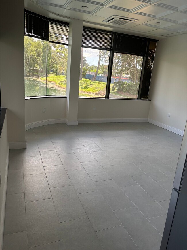 15950 Bay Vista Dr Unit 101
