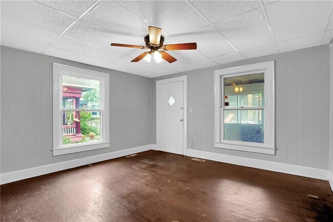 Photo - 3316 Graceland Ave