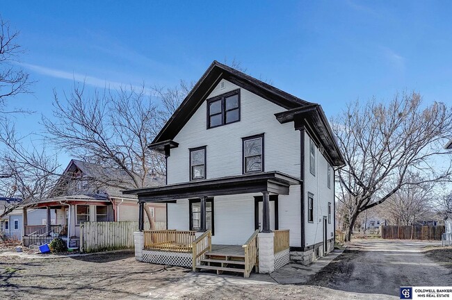 Photo - 847 N 30th St