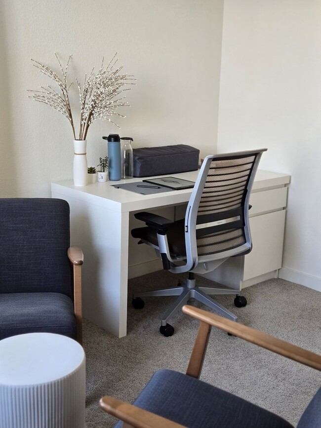 Photo - 2413 Village Square Blvd