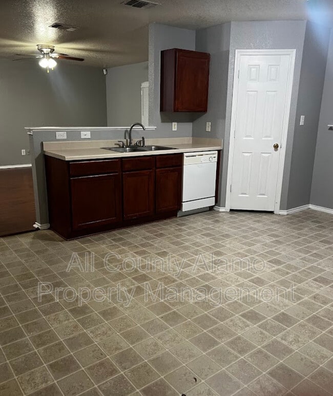 Photo - 9631 Sandflat Pass