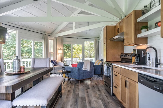 Building Photo - 1175 St Andrews Dr Unit ID1302627P Rental