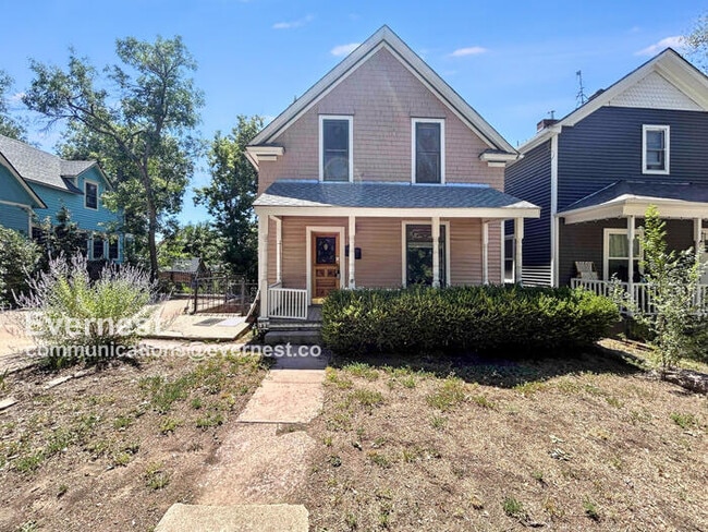 Building Photo - 835 E Kiowa St Rental