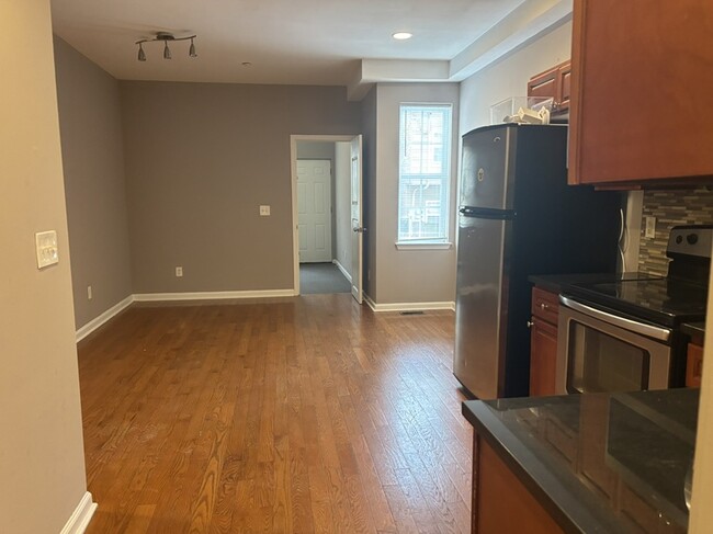 Photo - 1835 N Willington St Unidad A