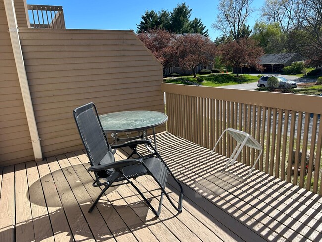 Photo - D6 Stonehedge Dr
