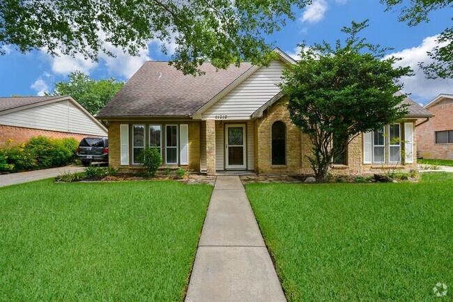 Building Photo - 21318 Park Valley Dr Rental