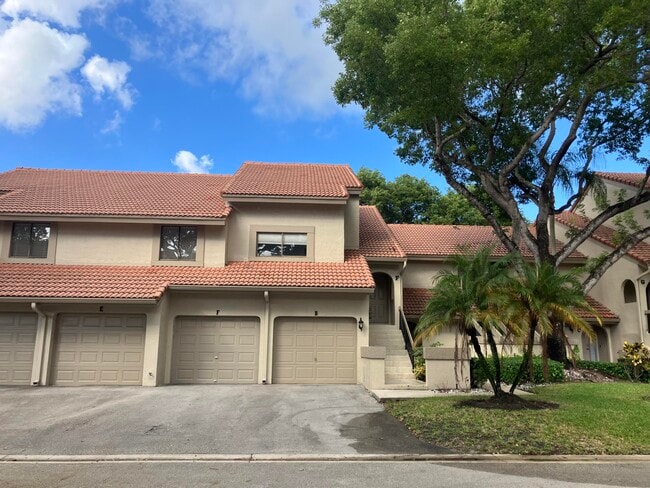 Photo - 5631 Coach House Cir