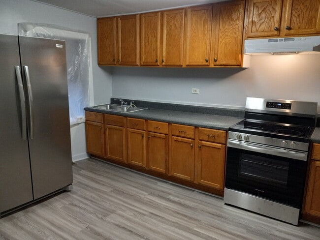 Photo - 208 W Davidson Ave