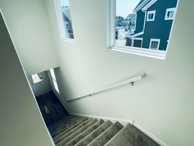 Photo - 5935 Hawkweed Dr