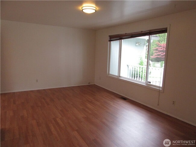 Photo - 3bd/1ba Kirkland Home