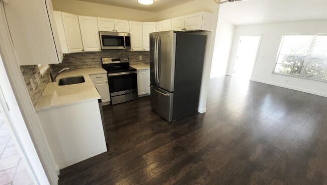 Photo - 135 Village Cir
