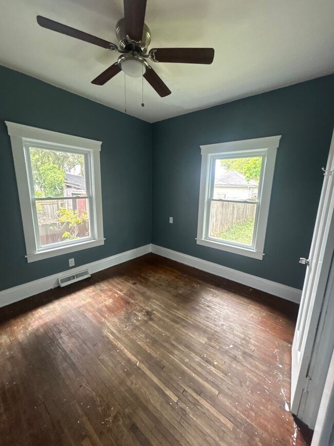 Photo - 3bd Single Elyria Section 8