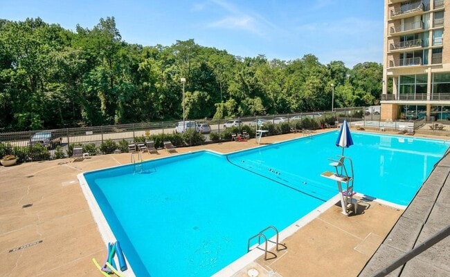 Photo - 4600 S Four Mile Run Dr Unit 1230