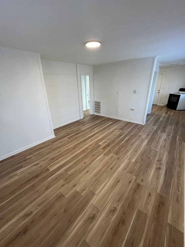 Photo - New 2 bedroom listing!