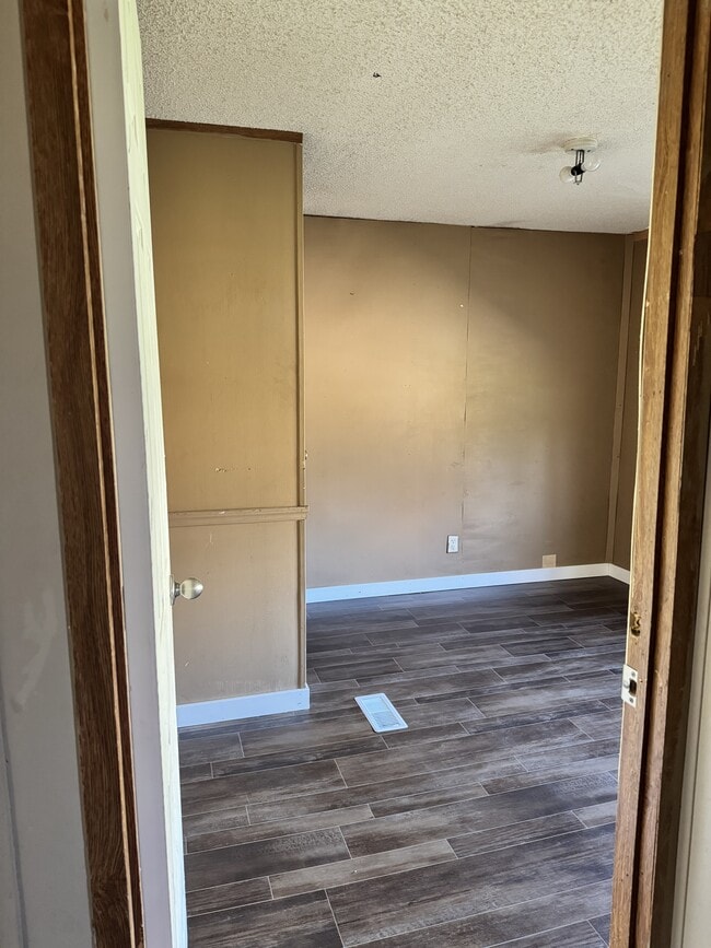 Photo - 229 Reggie Rd