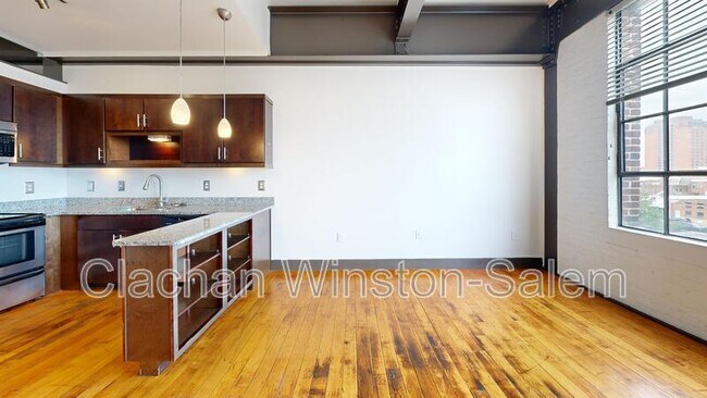 Photo - 101 E. Sixth St. Unit 604
