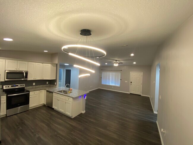 Photo - 20 Malauka Cir