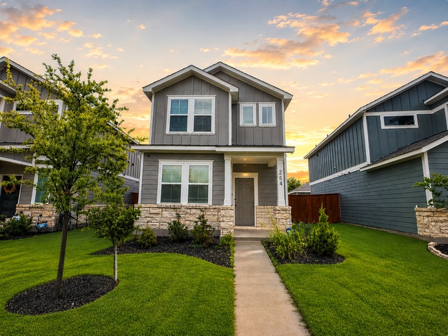 Building Photo - AVAILABLE JUNE 1ST; APPLY AT OUR WEBSITE TODAY!!
