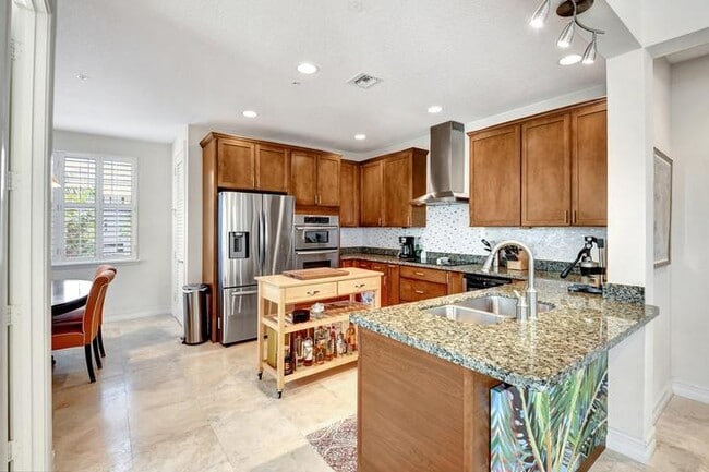 Photo - 122 SW 1st Ave