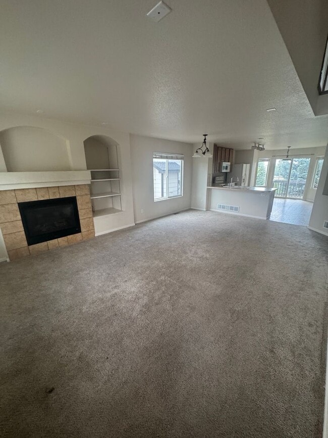 Photo - 2127 Mainsail Dr