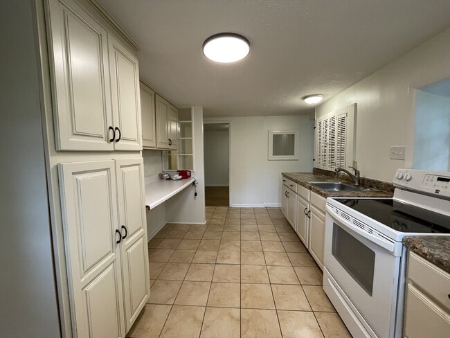 Photo - 1008 Biltmore Ave