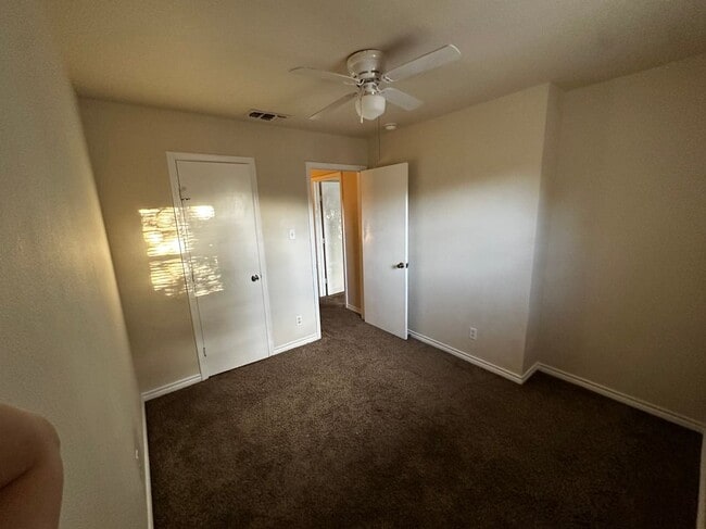 Photo - 7818 Kingsbury Wood Unidad 3