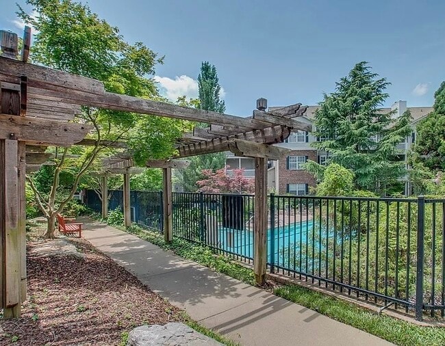 Photo - 2025 Woodmont Blvd Unit 248