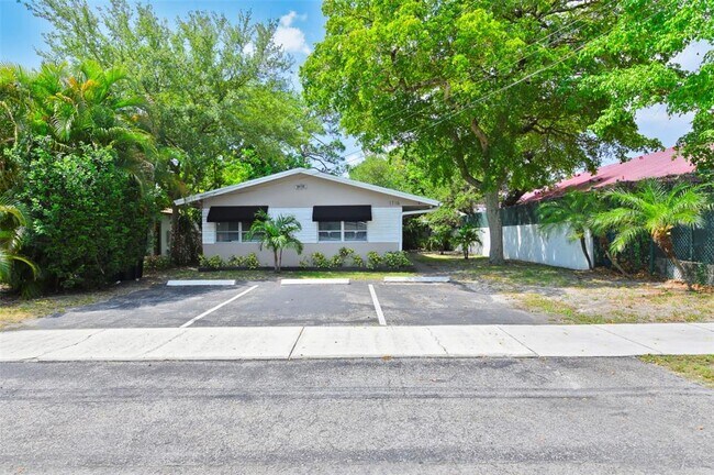 Photo - 1716 SW 11th Ct Apartamentos Unidad 2