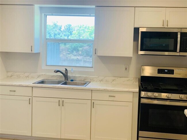 Photo - 1135 7th St N