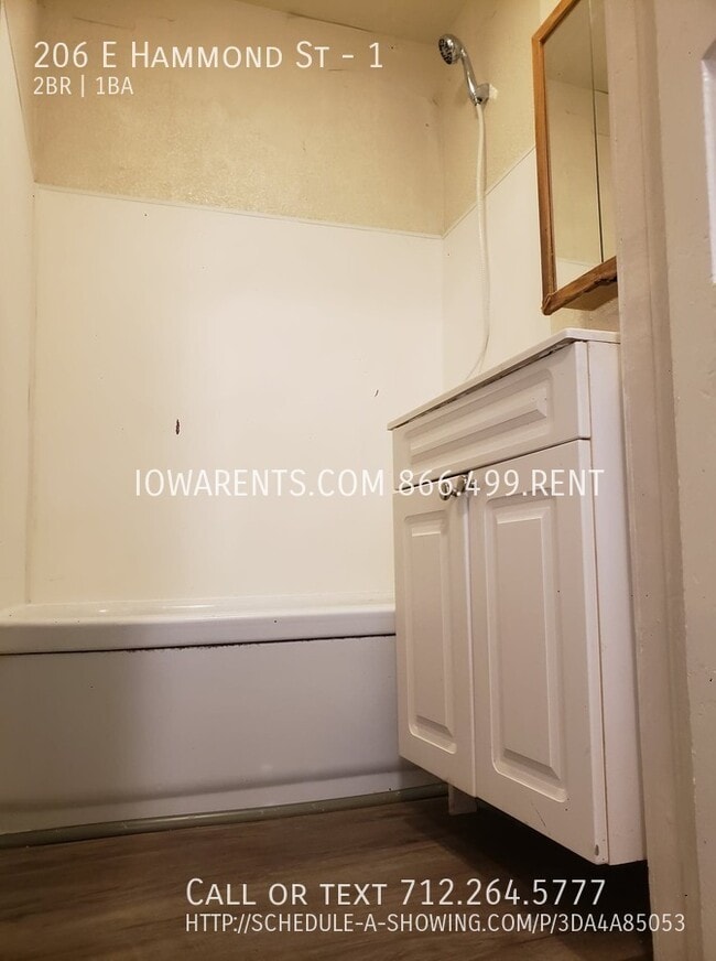 Photo - 206 E Hammond St Unit 1