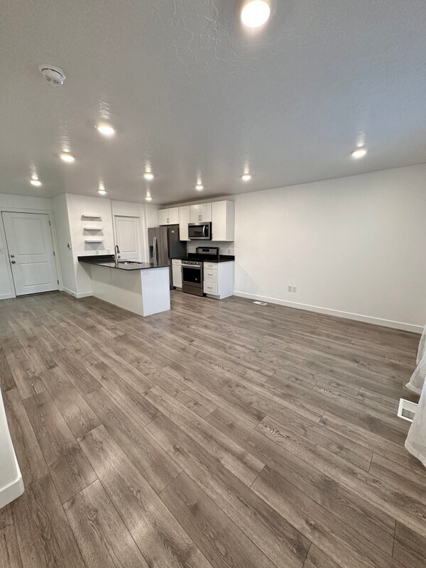 Photo - 44 N Voyager Ln