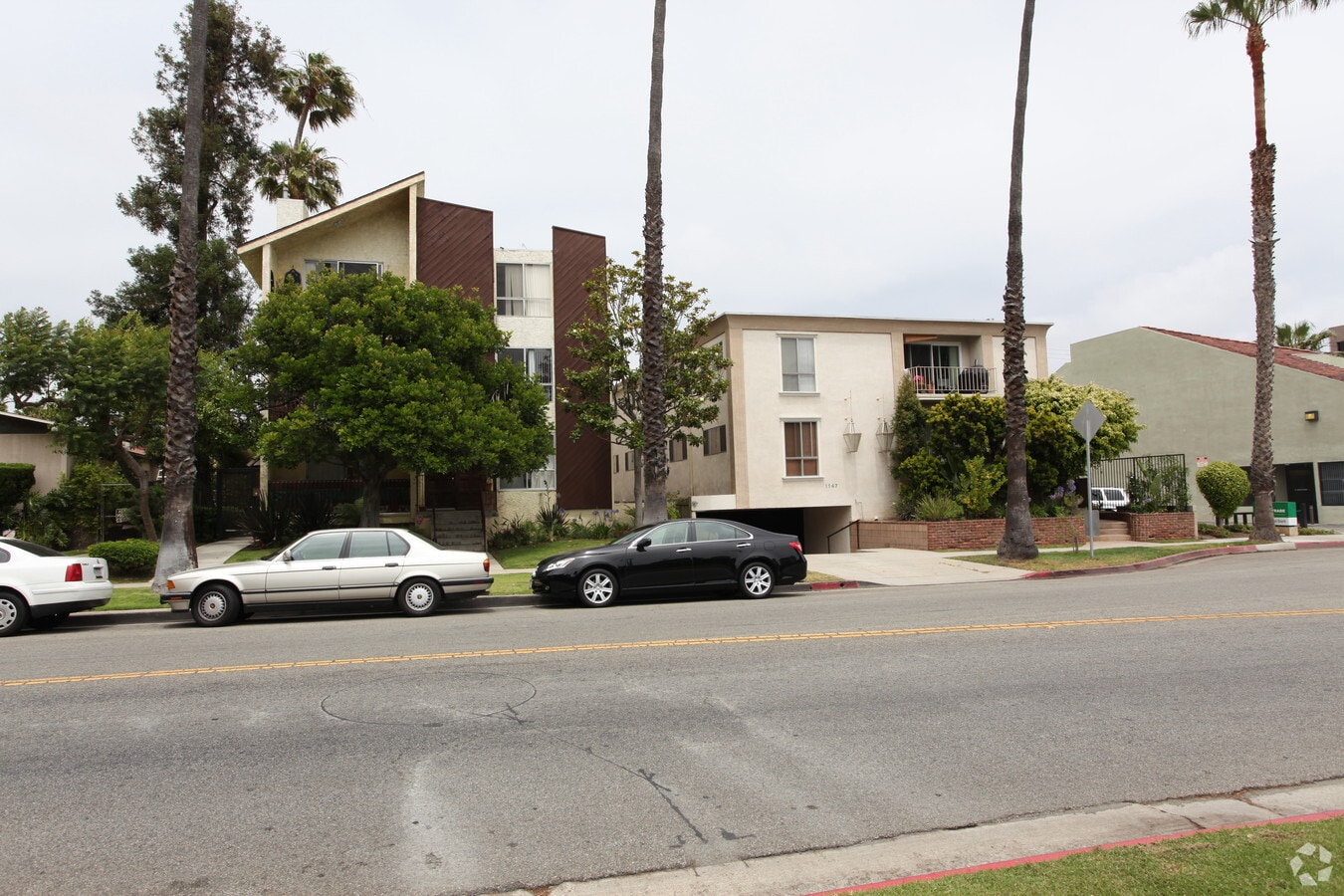 Photo - 1143 Lincoln Blvd