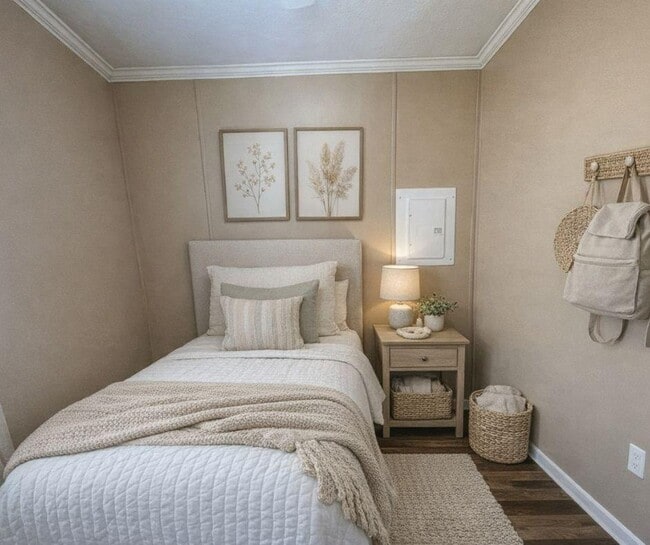 Photo - 3318 Chicago Bears St