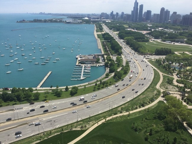 Lake Shore Drive View from Balcony - 400 E Randolph St Unit Apartment # 3905